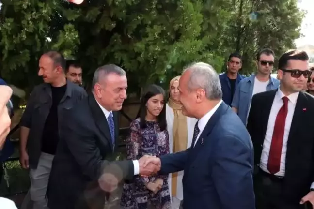 Ulaştırma ve altyapı bakanı turhan, mardin'de (2)