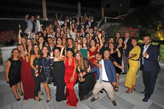 Nıelsen, 9 baykuş ödülü ile yine zirvede!