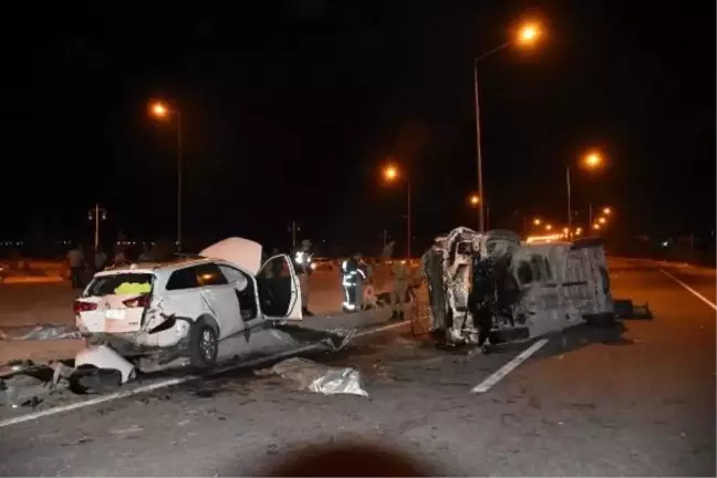 İşçi servisi otomobille çarpıştı: 2 ölü, 16 yaralı (2)- yeniden