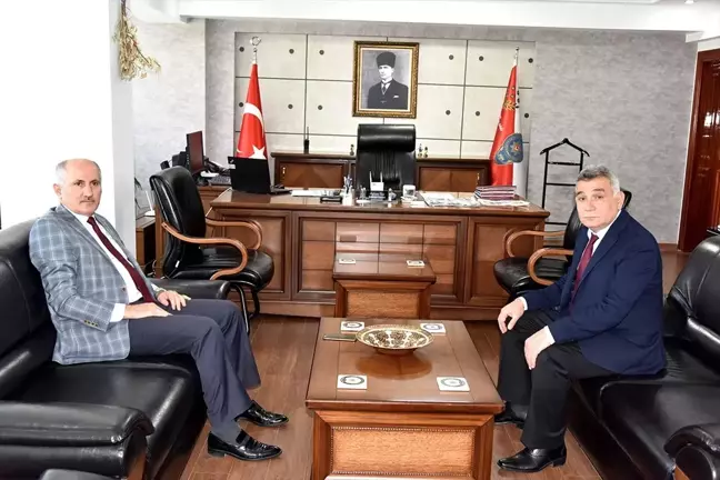 Vali Meral'den İl Emniyet Müdürü Taş'a ziyaretler