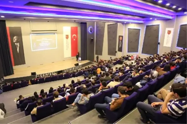 Binlerce öğrenci yeni akademik yıla 'merhaba' dedi