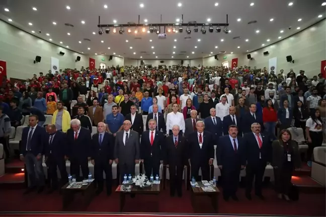 Tokat'ta, fair play üniversiteler kervanı paneli