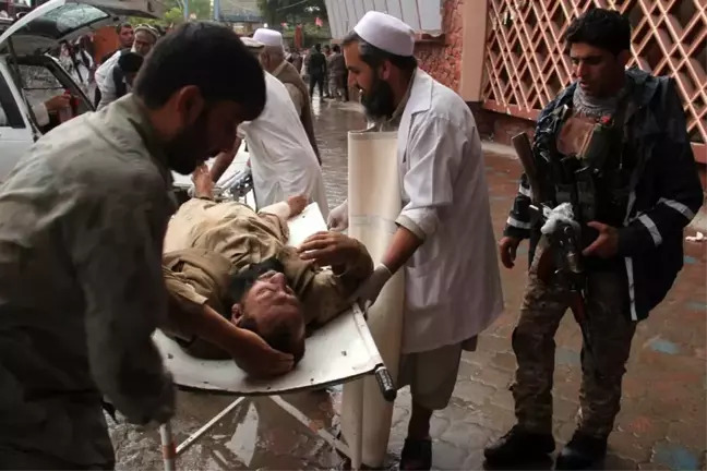 Afganistan'daki patlamada ölü sayısı 69'a yükseldi
