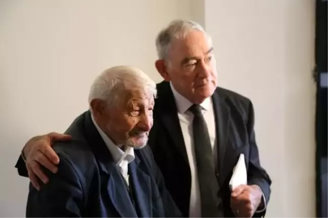 Alzheimer'ın Einstein'ı Prof. Dr. Terence Seedsman ile 109 yaşındaki Mehmet Yılmaz bir araya geldi