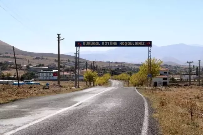 945 nüfuslu köyde, 1100 elektrik direği