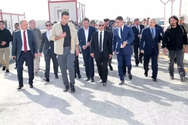 Hatay Valisi Doğan'dan Afrin'de inceleme