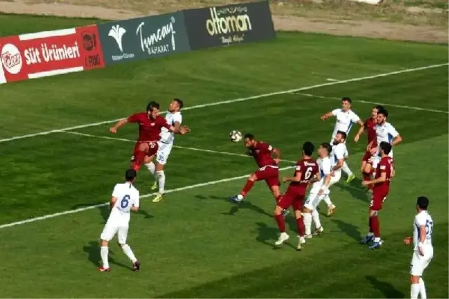 Bandırmaspor'un zirve yürüyüşü sürüyor