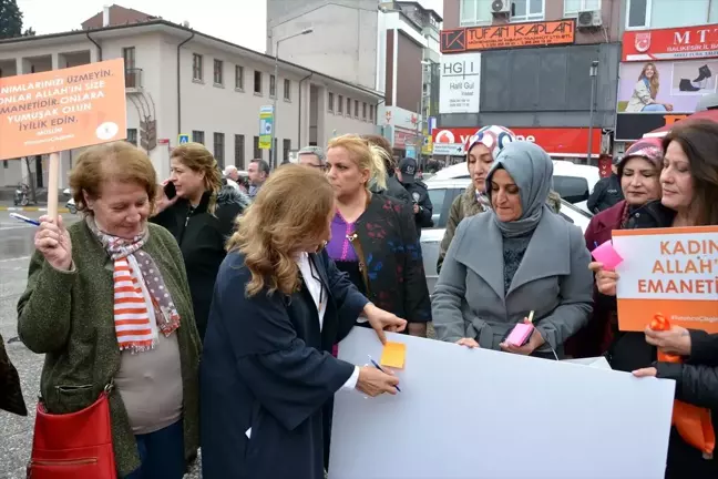 AK Parti'li kadınlardan şiddete karşı