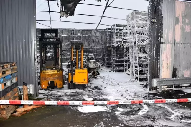 Almanya'da Türk firmasının deposu kundaklandı