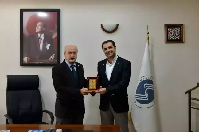 Toyota'dan Sakarya Üniversitesine robot hediyesi