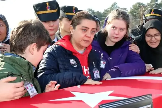 Şehit Uzman Çavuş Kemal Sayar, son yolculuğuna uğurlandı