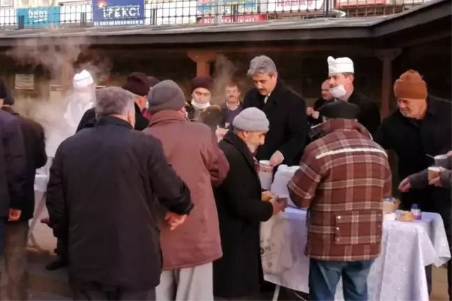 Başkan Köse'den Cami Cemaatine Çorba İkramı