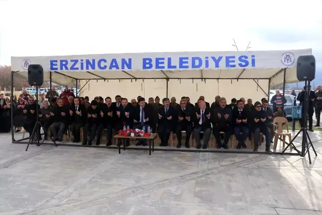 1939'daki Erzincan depreminde yaşamını yitirenler anıldı