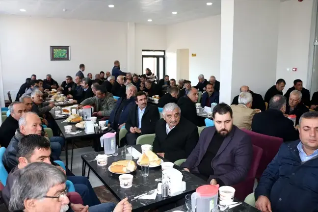 Hekimhan ilçesinde muhtarlarla toplantı yapıldı