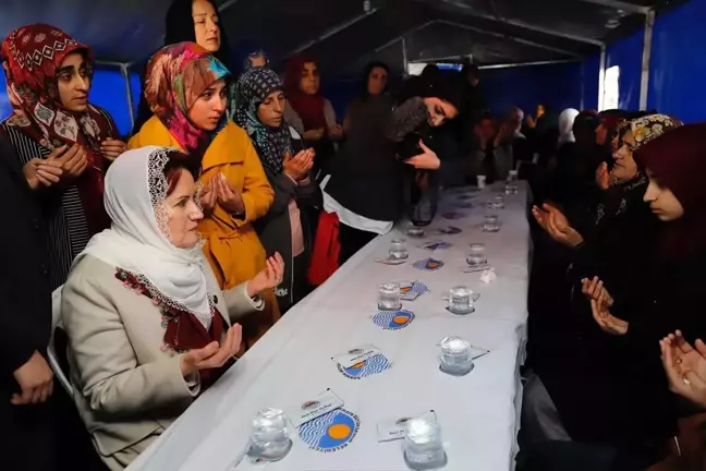 Akşener'den şehit ailesine taziye ziyareti