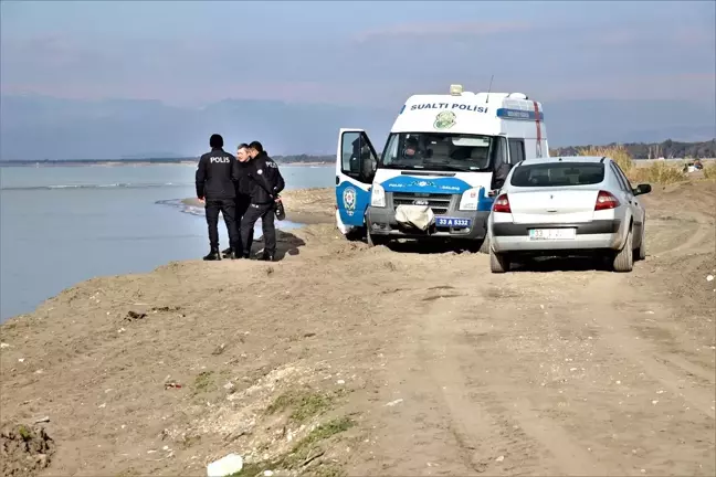Mersin'de denizde kaybolan bekçiyi arama çalışmaları sürüyor