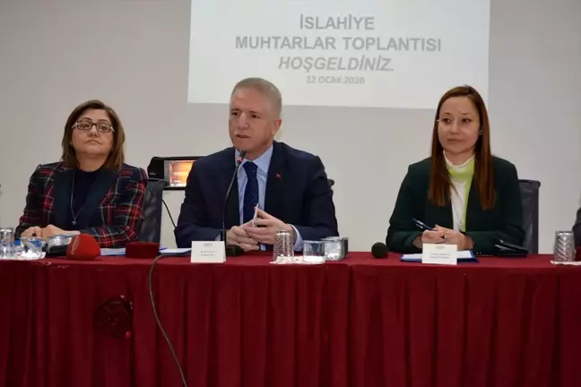 Vali Gül, İslahiye'de muhtarlarla buluştu