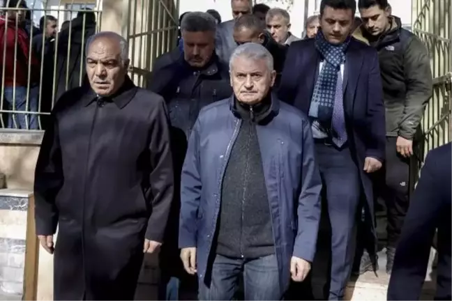 Elazığ'da depremde hayatını kaybeden 9 kişi toprağa verildi