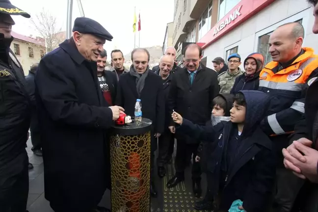 Bayburt'tan Elazığ ve Malatya'daki depremzedelere yardım