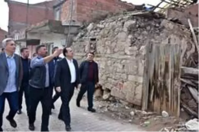 Başkan Dutlulu, deprem bölgesinde son durumu inceledi