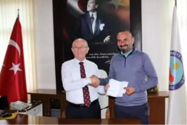 Golf turnuvasının geliri depremzedelere gönderildi