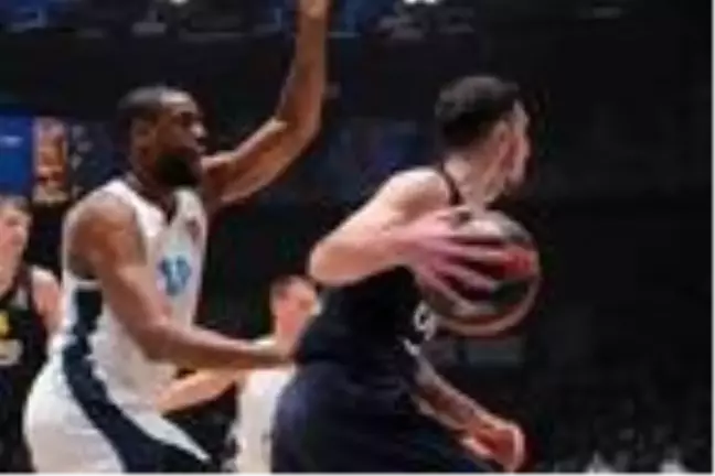 Fenerbahçe Beko: 68-73