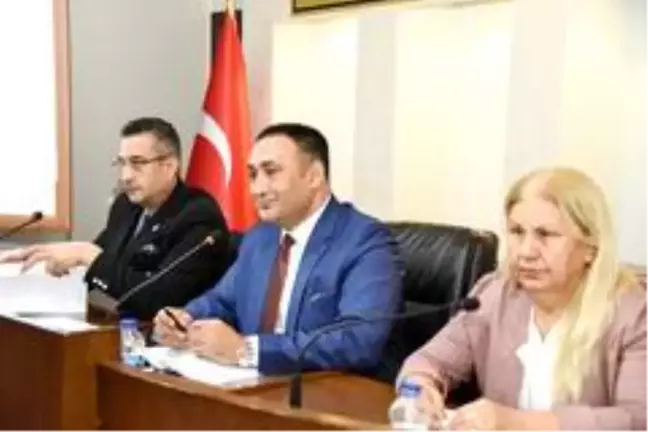 Meclis üyelerinden Başkan Yılmaz'a Kar Festivali teşekkürü