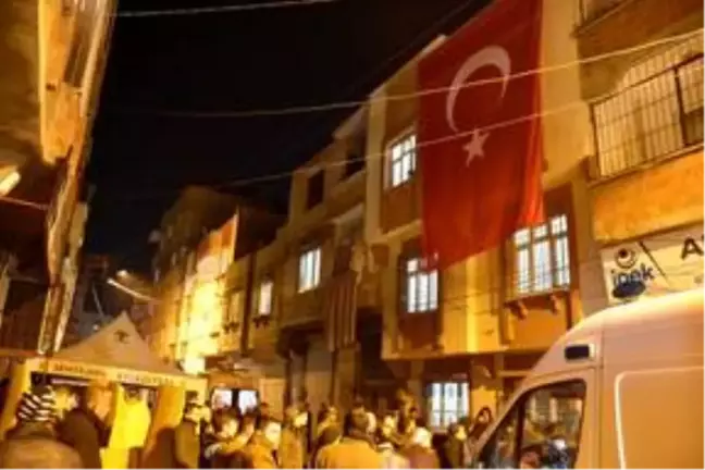 İdlib'de şehit olan Uzman Onbaşı Açıkgöz'ün ailesine acı haber verildi