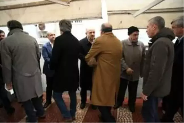 AK Parti Kocaeli Milletvekili Fikri Işık'ın halası Mevlüde Çelik defnedildi