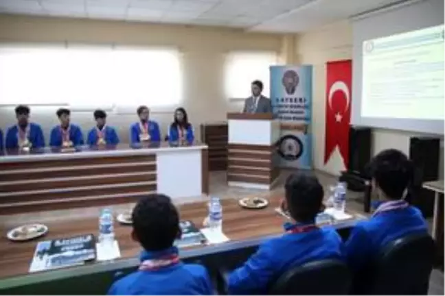 Kayseri Emniyet Müdürü Karabörk'ten Toplum Destekli Polislik Şube Müdürlüğü'ne ziyaret