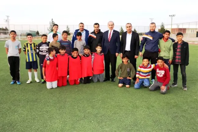 Başkan Yalçınkaya'dan Akçakale Belediye Sporlu Futbolculara moral motivasyon ziyareti