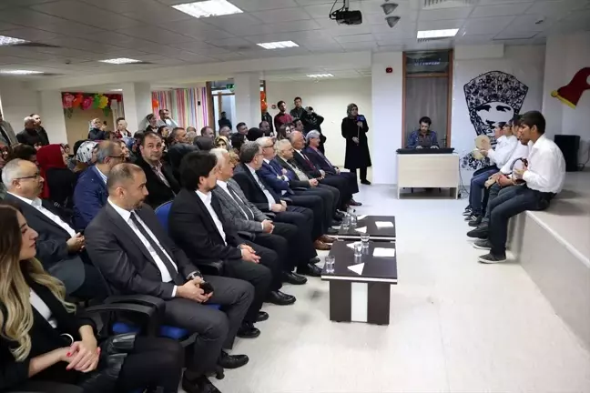 Kermes geliriyle özel öğrenciler için sanat atölyesi kuruldu