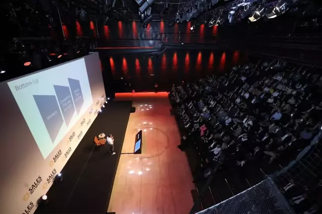 Satış Dünyası, Sales Network Summit'te bir araya geldi