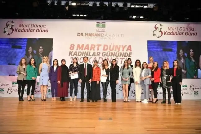 Dünya Kadınlar Günü'nde 100 kadına ödül verildi