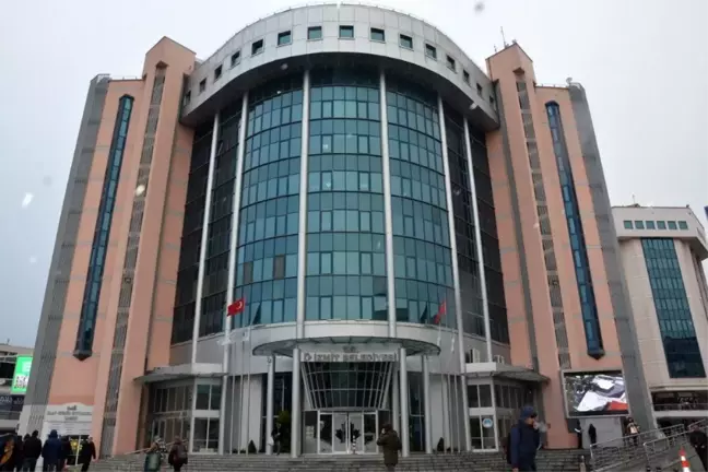 İzmit Belediyesi kütüphane mülakatına girmeye hak kazanan isimleri açıkladı