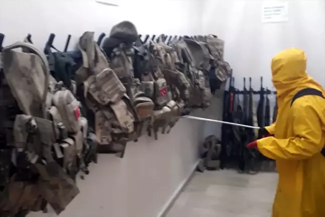 Çatak'ta karakollar dezenfekte edildi