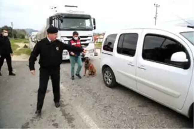 Muğla'da jandarma uyuşturucu denetimlerini sürdürüyor