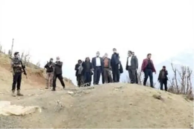 Çatak'ta ulaşım sağlanamayan mezraya yol yapılacak