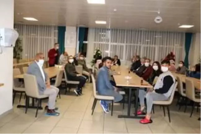 Başhekim Keskin'den sağlık çalışanlarına moral ziyaret