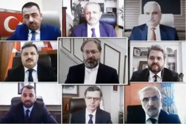 Diyanet İşleri Başkanı Erbaş, yeni atanan il müftüleriyle video konferans yöntemiyle görüştü...