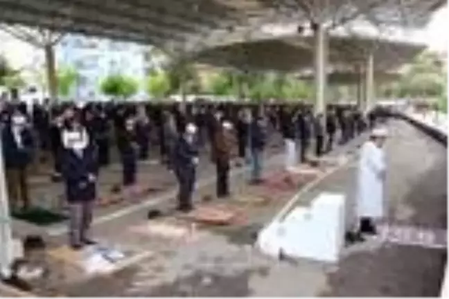 Çankırı'da cuma namazı pazar yerinde kılındı