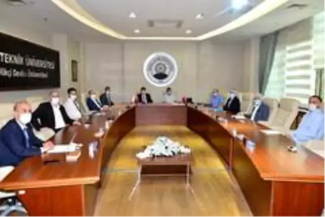 Yıldırım Belediye Başkanı Yılmaz'dan BTÜ'ye ziyaret