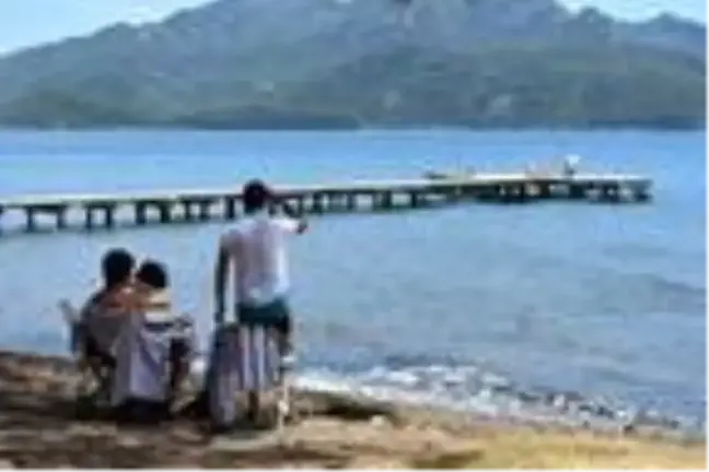 Marmarislilerin koylarda izole deniz keyfi