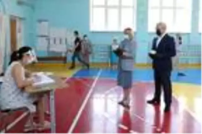 Rusya'da anayasa referandumu için oy verme işlemi başladı