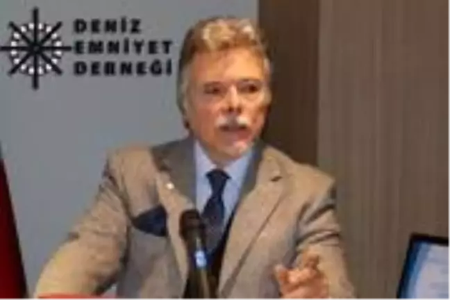 Deniz Emniyet Derneği Denizcilik ve Kabotaj Bayramını kutladı