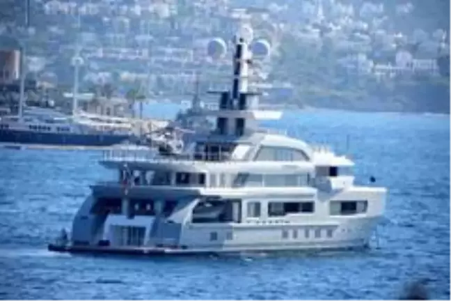 Dünyaca ünlü yıldızları taşıyan ultra lüks yat Bodrum'da