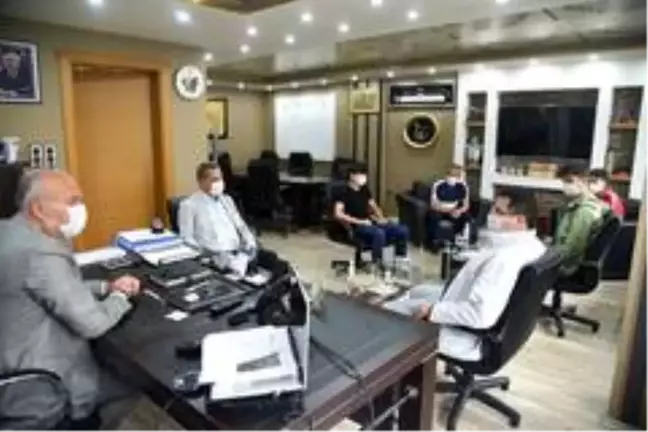 Gündoğan Ailesinden Dursunbey Belediyespor Altyapı'ya Destek