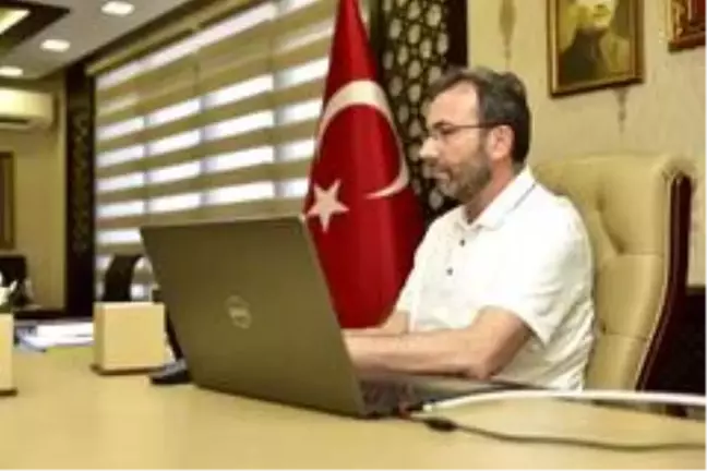 Korona virüsten dolayı zor günler geçiren Novi Pazar'ın Belediye Başkanı Bişevac: