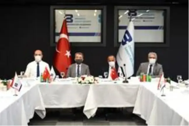 Raylı Sistemler Kümesinden Hayri Avcı'ya teşekkür yemeği
