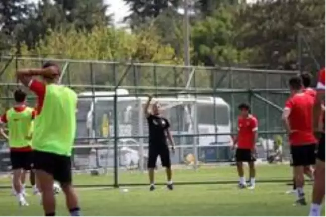 Eskişehirspor hazırlıklarını sürdürüyor